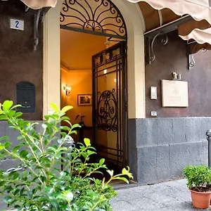 Szálloda Manganelli Palace, Catania-Fontanarossai nemzetközi repülőtér