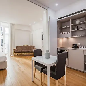 Apartman Rg7, Catania-Fontanarossai nemzetközi repülőtér
